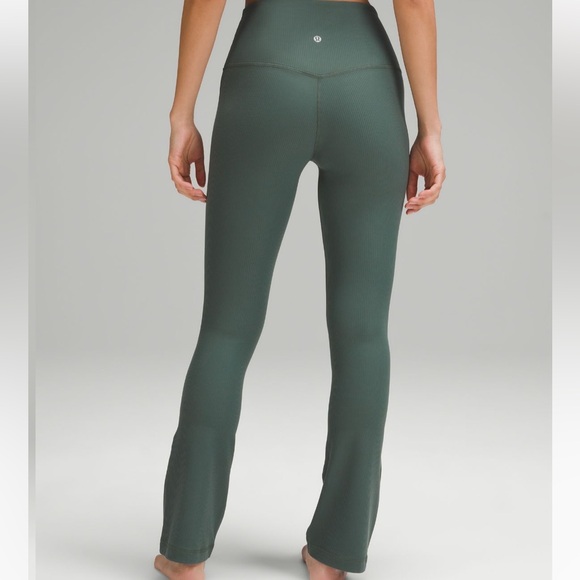 High rise mini flare pant - Picture 2 of 8